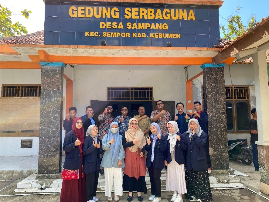 Pelepasan Mahasiswa KKN Prodi Manajemen UNIMUGO di Desa Sampang Tahun Ajaran 2023/2024